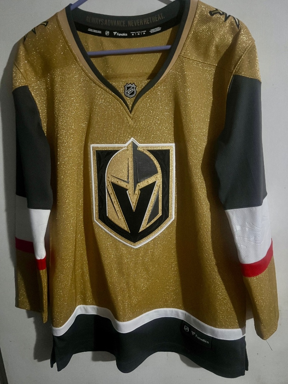Vegas Golden Knights Womens Glitter Hockey Jersey , Size Medium